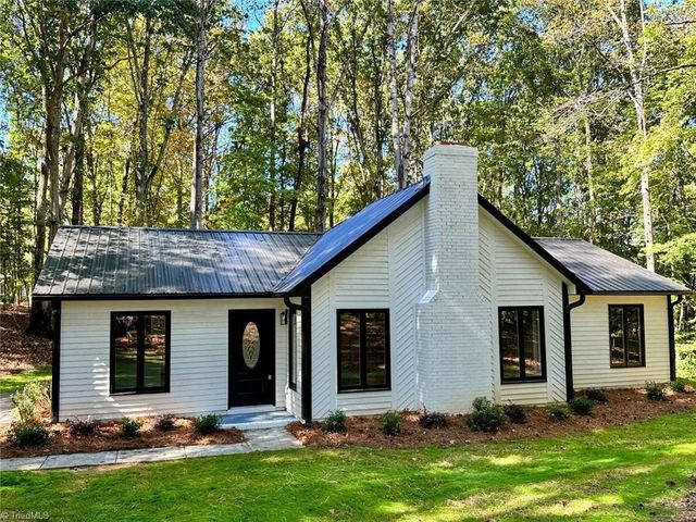 5305 Bent Tree Court, Pfafftown, NC 27040