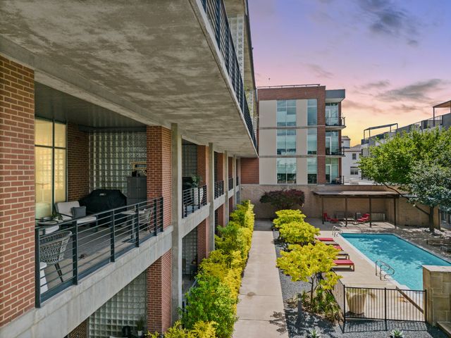 3030 Bryan Street 201, Dallas, TX 75204