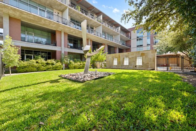 3030 Bryan Street 201, Dallas, TX 75204