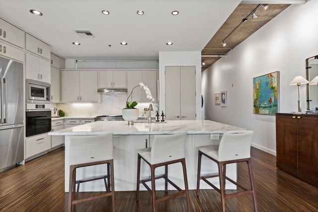 3030 Bryan Street 201, Dallas, TX 75204