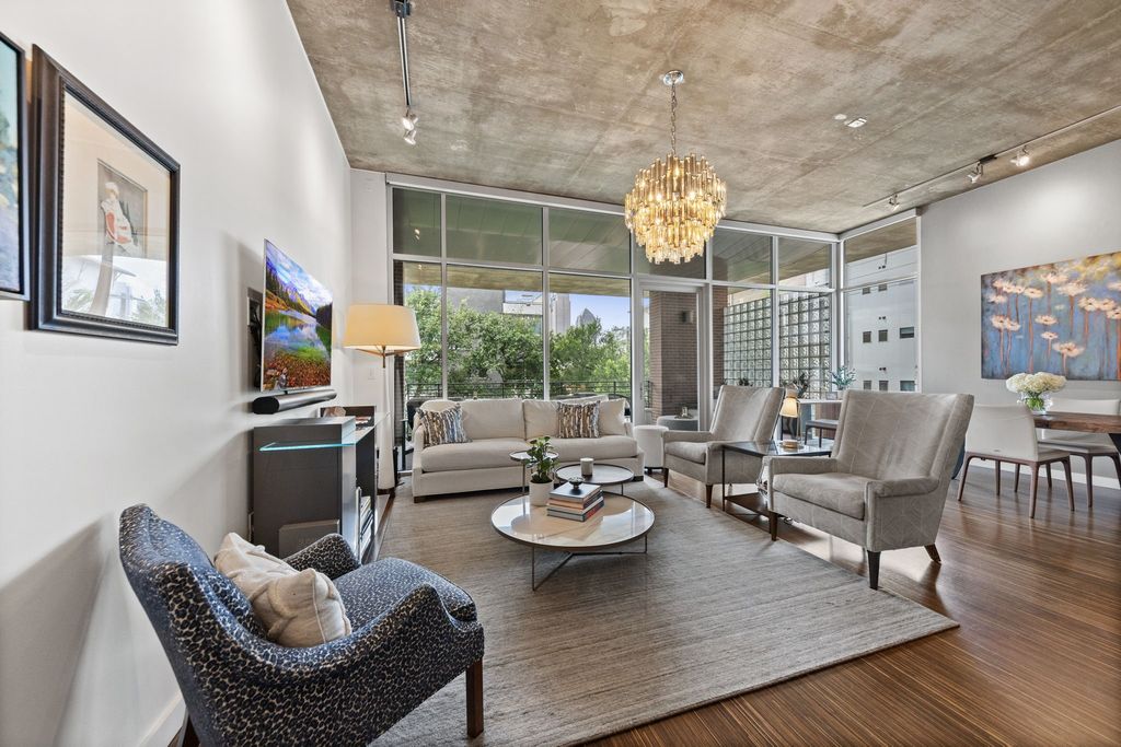 3030 Bryan Street 201, Dallas, TX 75204