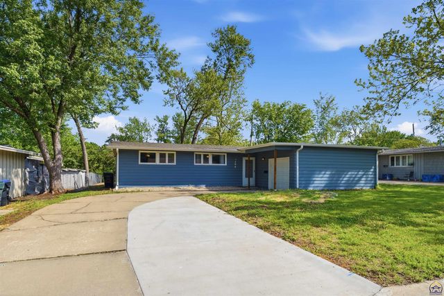 1400 SW Croix ST, Topeka, KS 66611