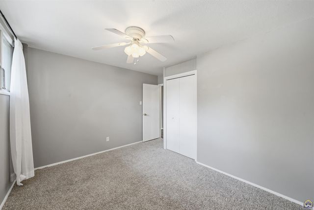 1400 SW Croix ST, Topeka, KS 66611