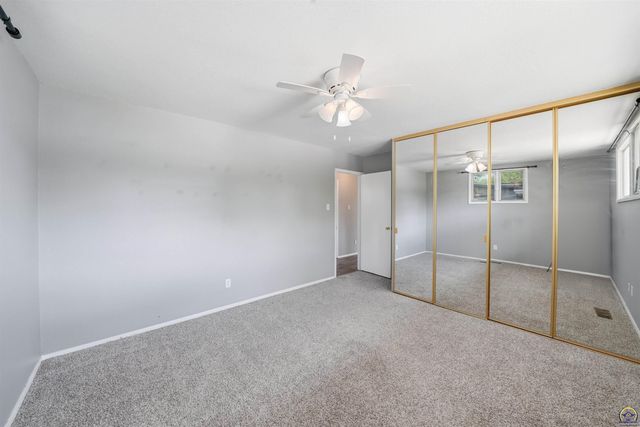 1400 SW Croix ST, Topeka, KS 66611