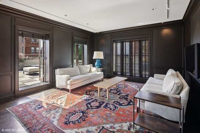 3400 N Lake Shore Drive 9C, Chicago, IL 60657