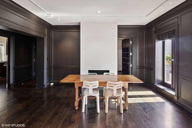 3400 N Lake Shore Drive 9C, Chicago, IL 60657