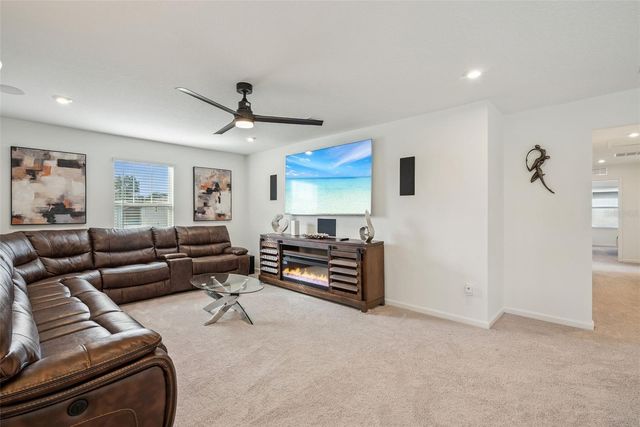 887 ASTERFIELD LANE, Deland, FL 32720