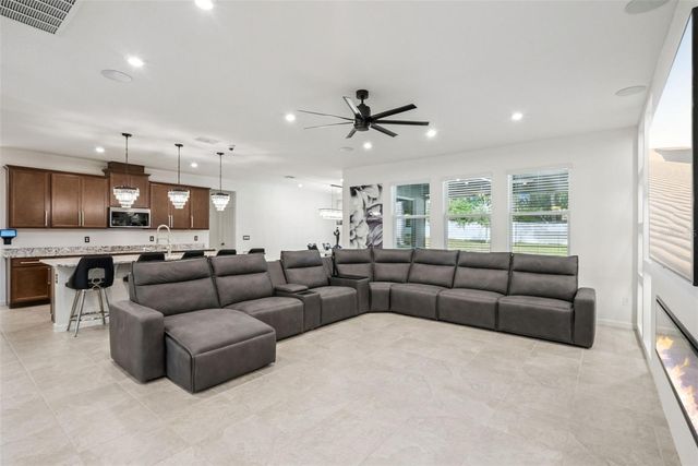 887 ASTERFIELD LANE, Deland, FL 32720