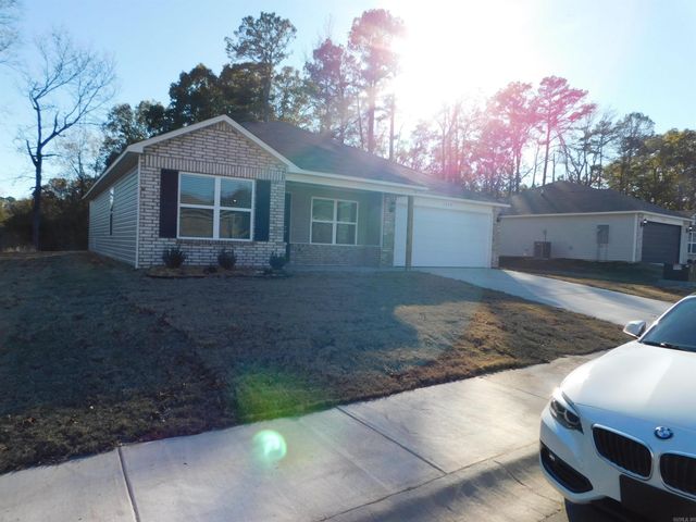 1965 Auburn Hills, Benton, AR 72015