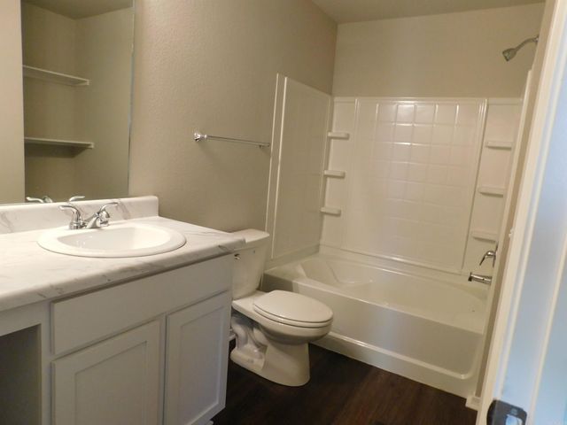 1965 Auburn Hills, Benton, AR 72015