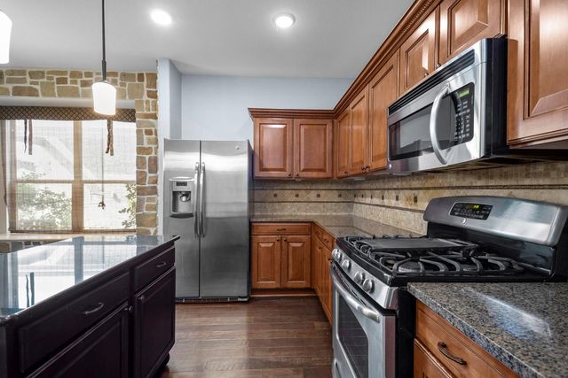 245 Razzmatazz TRL, Buda, TX 78610