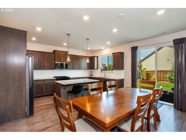 3701 S 39TH Pl, Ridgefield, WA 98642