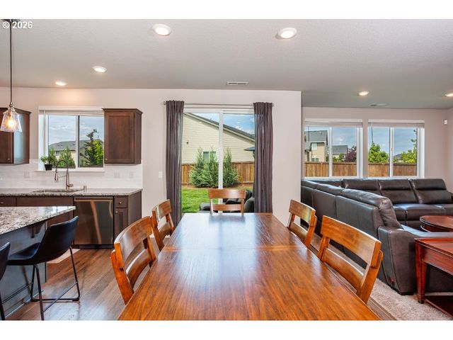 3701 S 39TH Pl, Ridgefield, WA 98642