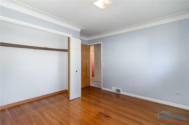 1301 Cass Road, Maumee, OH 43537