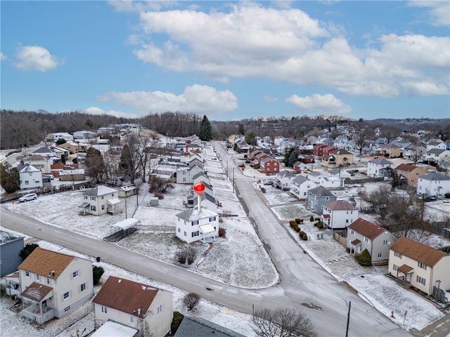 544 Thompson Ave, Clairton, PA 15025