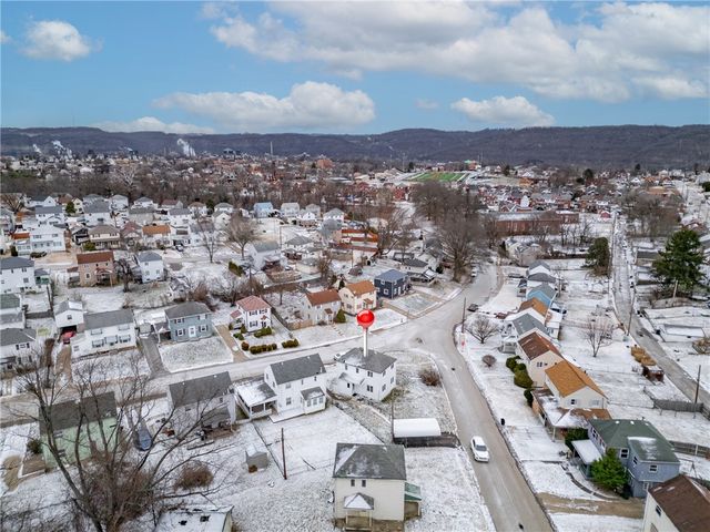 544 Thompson Ave, Clairton, PA 15025