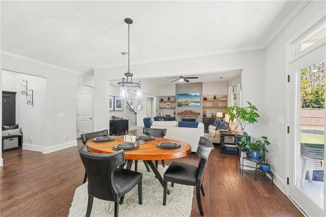 826 Omaha Place, Kennesaw, GA 30152