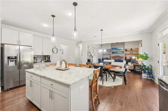 826 Omaha Place, Kennesaw, GA 30152