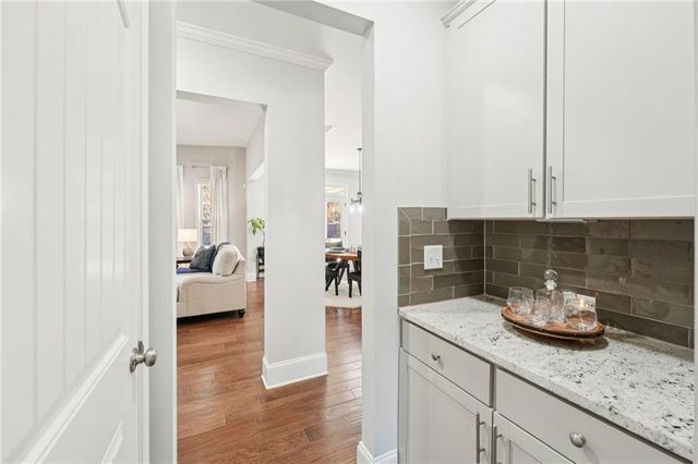 826 Omaha Place, Kennesaw, GA 30152