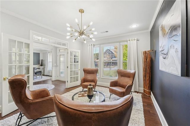 826 Omaha Place, Kennesaw, GA 30152