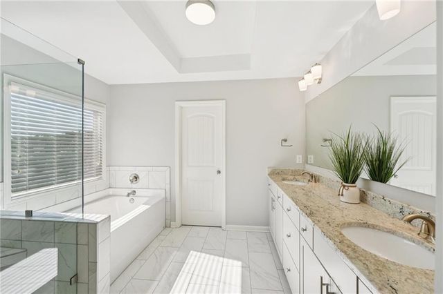 826 Omaha Place, Kennesaw, GA 30152