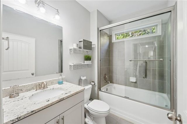 826 Omaha Place, Kennesaw, GA 30152