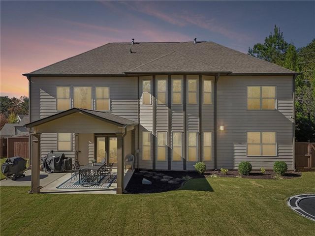 826 Omaha Place, Kennesaw, GA 30152