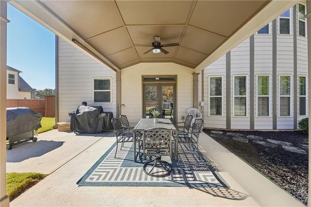 826 Omaha Place, Kennesaw, GA 30152