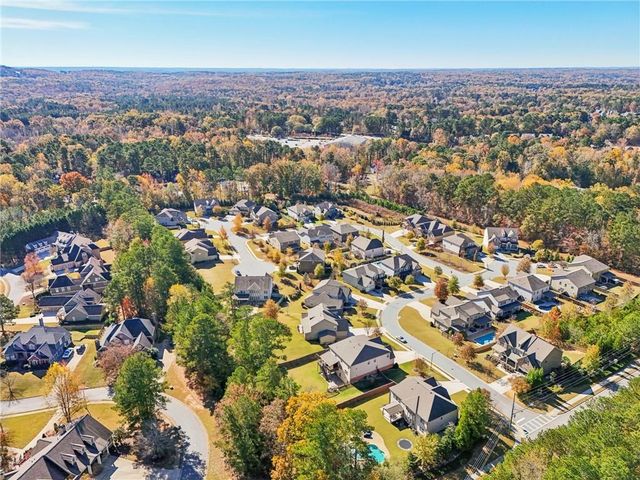 826 Omaha Place, Kennesaw, GA 30152