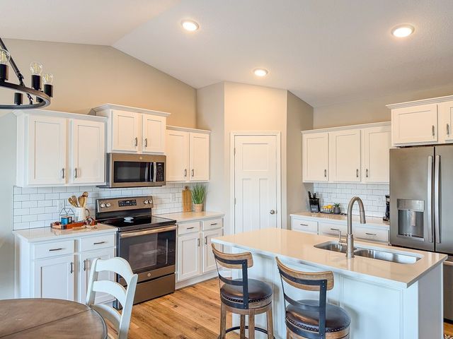 2716 NW 25th Street, Ankeny, IA 50023