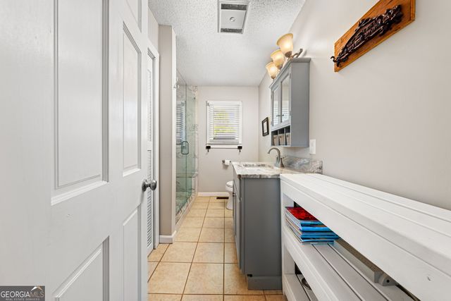 89 Gloria Street, Hartwell, GA 30643