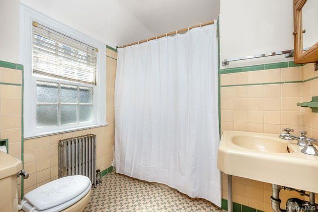 16 Margaret Boulevard, Merrick, NY 11566