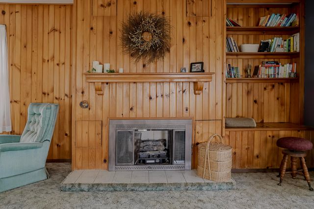 9014 E 129th Avenue, Crown Point, IN 46307