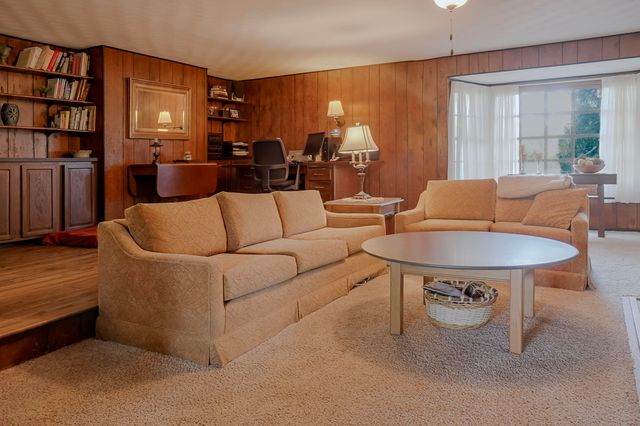 9014 E 129th Avenue, Crown Point, IN 46307