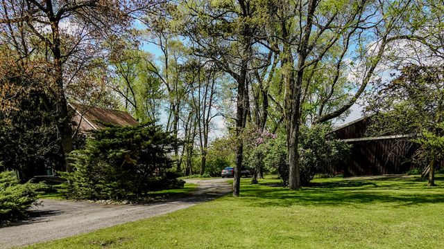 9014 E 129th Avenue, Crown Point, IN 46307