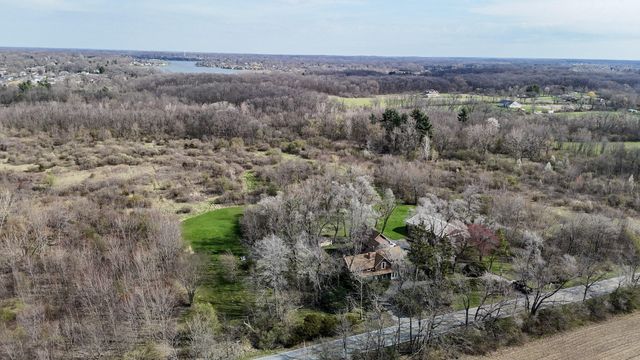 9014 E 129th Avenue, Crown Point, IN 46307