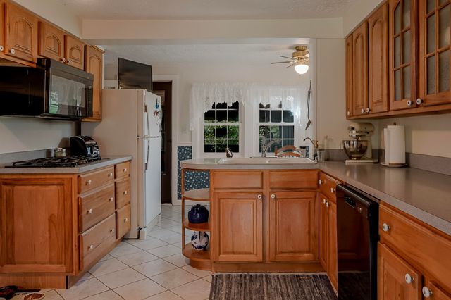 9014 E 129th Avenue, Crown Point, IN 46307