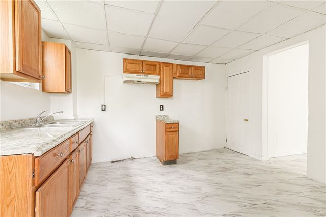 581-583 Dewey Avenue, Rochester, NY 14613