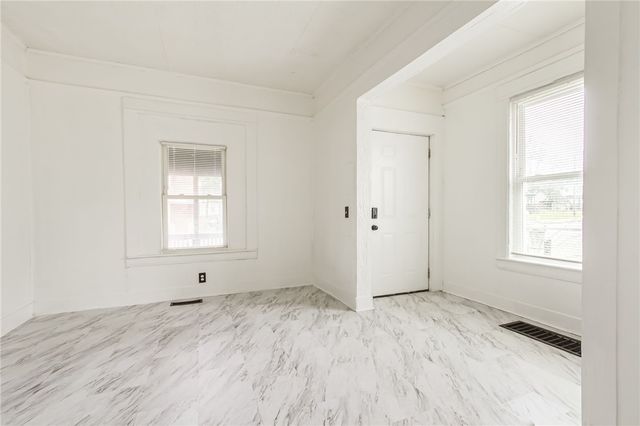 581-583 Dewey Avenue, Rochester, NY 14613