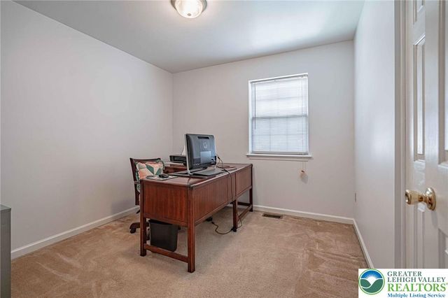 3439 Portland Drive, Whitehall Twp, PA 18052