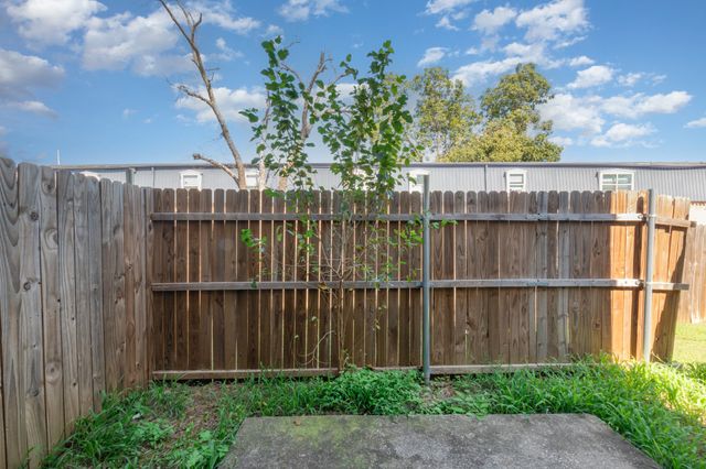 724 W Collins Street, Denton, TX 76201