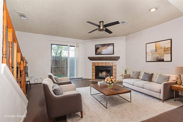 724 W Collins Street, Denton, TX 76201