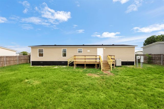 1418 Smooth Stone Drive, Cleburne, TX 76033