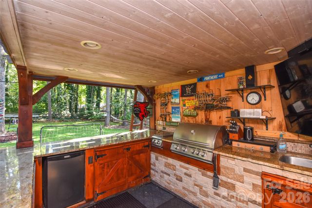 135 Southhaven Drive, Mooresville, NC 28117