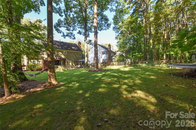 135 Southhaven Drive, Mooresville, NC 28117