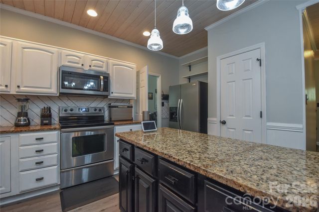 135 Southhaven Drive, Mooresville, NC 28117