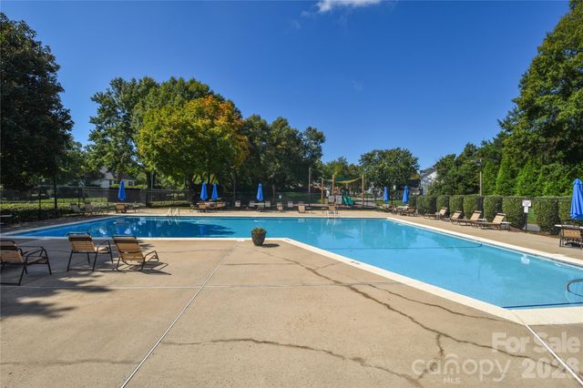 135 Southhaven Drive, Mooresville, NC 28117