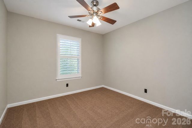 135 Southhaven Drive, Mooresville, NC 28117