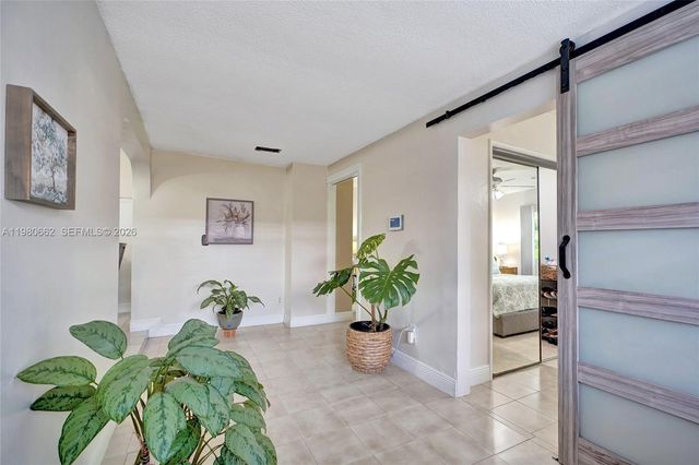 2258 SW 15th St, Miami, FL 33145