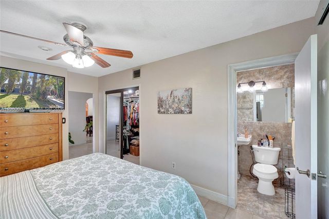 2258 SW 15th St, Miami, FL 33145